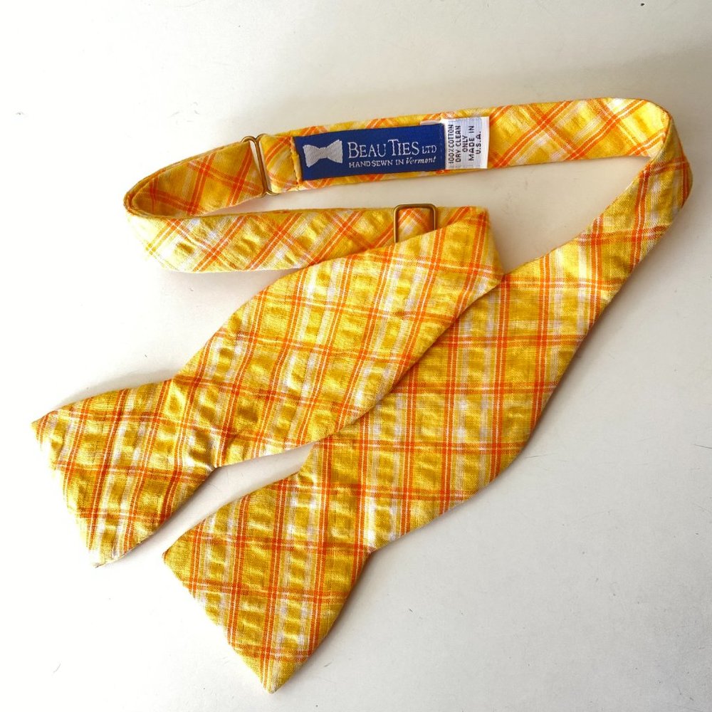 Beau tie silk bow tie handmade in Vermont pattern